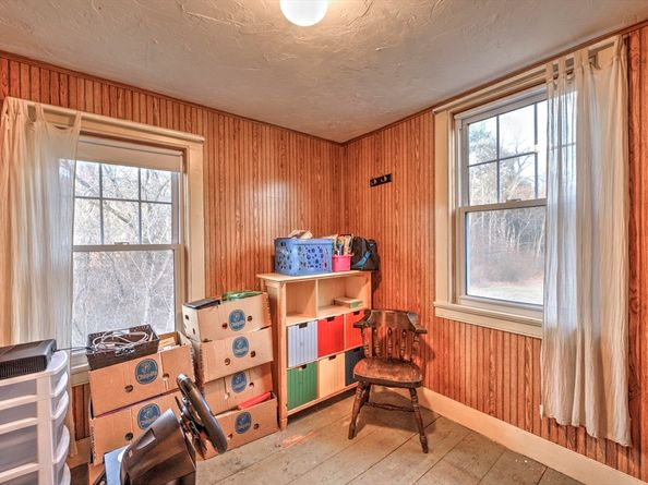 474 Valley Road, Barre MA 01005