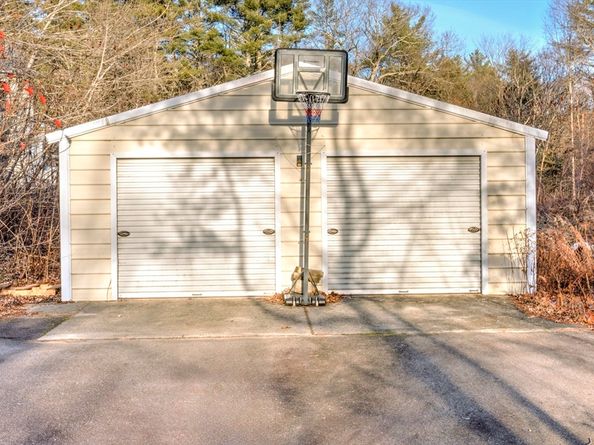 474 Valley Road, Barre MA 01005