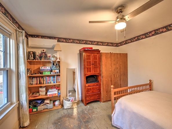 474 Valley Road, Barre MA 01005