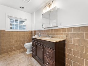 127 Old Millville Rd, Uxbridge MA 01569