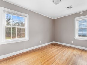 127 Old Millville Rd, Uxbridge MA 01569