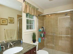 29 Liberty Dr 29, Pembroke MA 02359