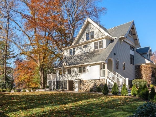 40 Sewall St, Newton MA 02465
