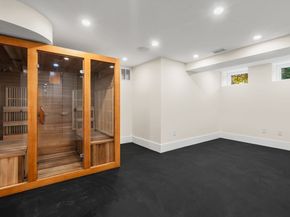 40 Sewall St, Newton MA 02465