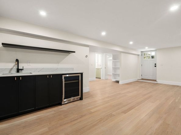 40 Sewall St, Newton MA 02465