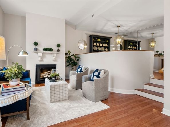 100 Parks St 32, Duxbury MA 02332