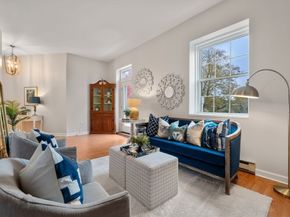 100 Parks St 32, Duxbury MA 02332