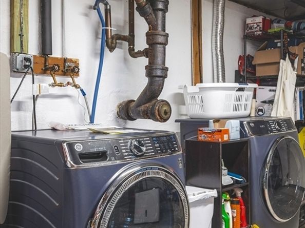 24 Island Park Rd, Ipswich MA 01938