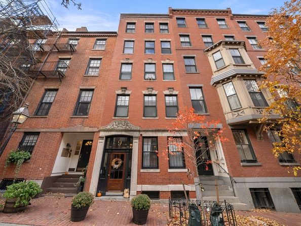 9 Hancock St 5, Boston MA 02114