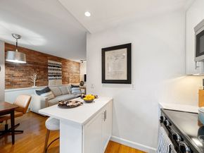 9 Hancock St 5, Boston MA 02114