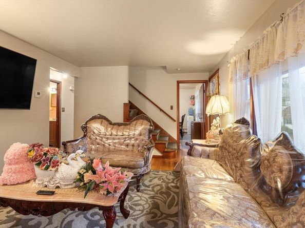 115 Windham Rd, Boston MA 02136