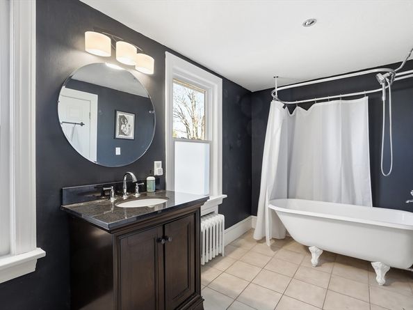 23 A St, Hull MA 02045