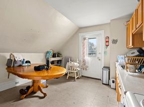 196 Washington St, Gloucester MA 01930