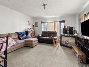 196 Washington St, Gloucester MA 01930