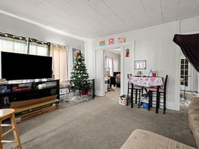 196 Washington St, Gloucester MA 01930