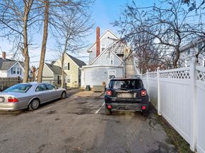 196 Washington St, Gloucester MA 01930