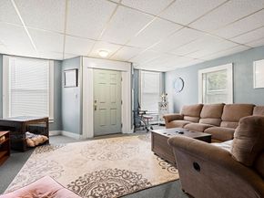 196 Washington St, Gloucester MA 01930