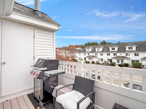 360 Littleton Rd D4, Chelmsford MA 01824