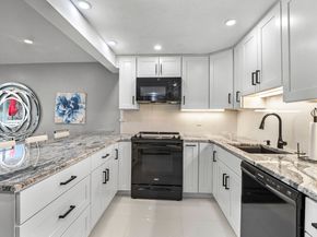 360 Littleton Rd D4, Chelmsford MA 01824