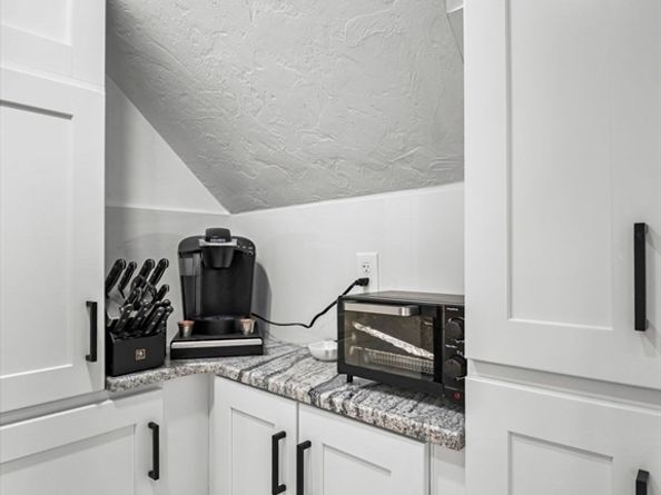 360 Littleton Rd D4, Chelmsford MA 01824