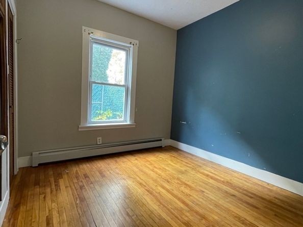 5 Freeland Ter, Worcester MA 01603