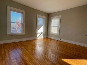 5 Freeland Ter, Worcester MA 01603