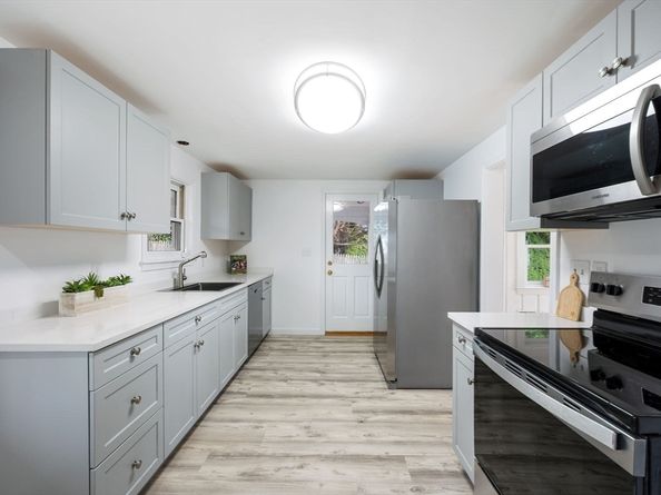 116 Crabtree Road, Quincy MA 02171