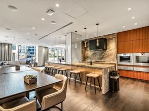 135 Seaport Blvd 1708, Boston MA 02210