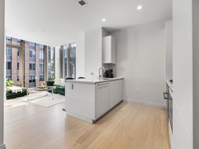 135 Seaport Blvd 1708, Boston MA 02210