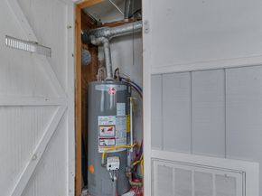 10-R Barnes St, Wareham MA 02571