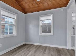 10-R Barnes St, Wareham MA 02571