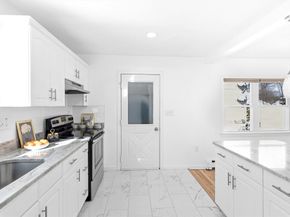 51 Sterling Rd, Brockton MA 02301