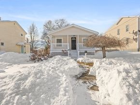 51 Sterling Rd, Brockton MA 02301