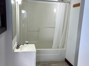 345 Park Ave, Worcester MA 01610