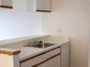 133 Commander Shea Blvd 709, Quincy MA 02171