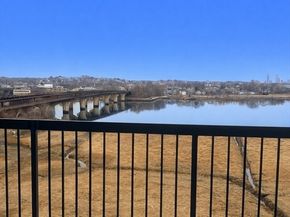 133 Commander Shea Blvd 709, Quincy MA 02171