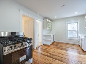 153 West St, Randolph MA 02368