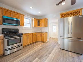 153 West St, Randolph MA 02368