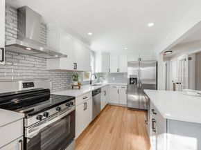 150 Grove St, Reading MA 01867