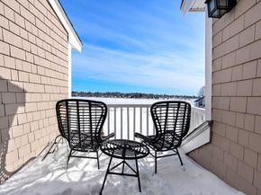 21 Harbourside Rd 26, Quincy MA 02171