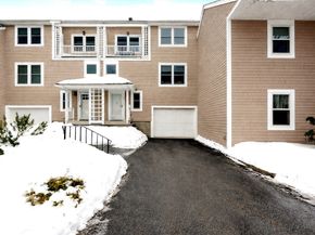 21 Harbourside Rd 26, Quincy MA 02171