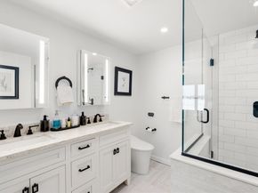 21 Harbourside Rd 26, Quincy MA 02171