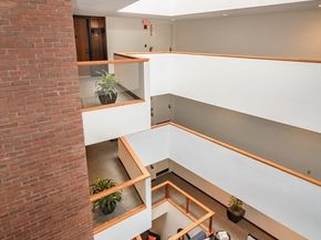 85 Grove St 306, Wellesley MA 02482