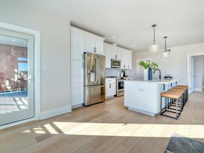 62 Foundry St 505, Wakefield MA 01880