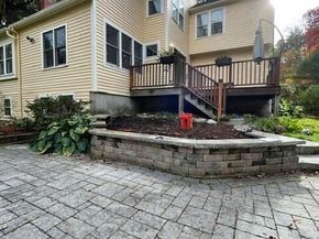 12 Campmeeting Rd, Topsfield MA 01983