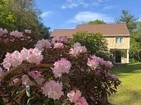 12 Campmeeting Rd, Topsfield MA 01983