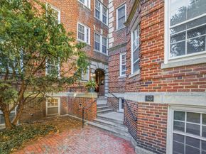 43 Linnaean 1, Cambridge MA 02138