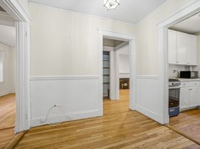 43 Linnaean 1, Cambridge MA 02138