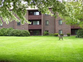 15 Davis b8, Acton MA 01720