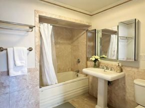 1002 Beacon St, Brookline MA 02446